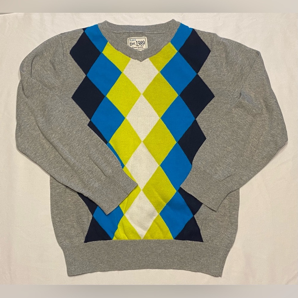 The Children’s Place v neck sweater argyle grey size M